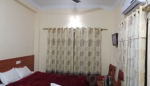 Deluxe Double or Twin Room, 1 Queen Bed