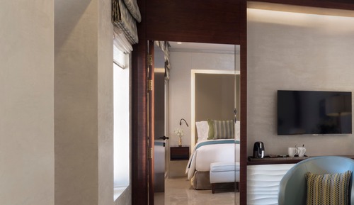 Superior Suite, 1 King Bed