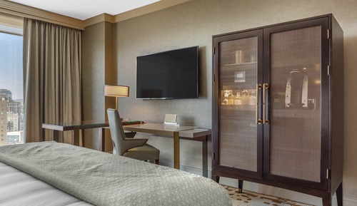 Premier Room, 1 King Bed