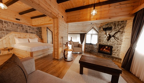 Deluxe Room, 1 Double Bed, Jetted Tub