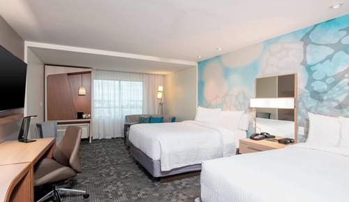Room, 2 Queen Beds (Mobility Accessible, Roll-In Shower)