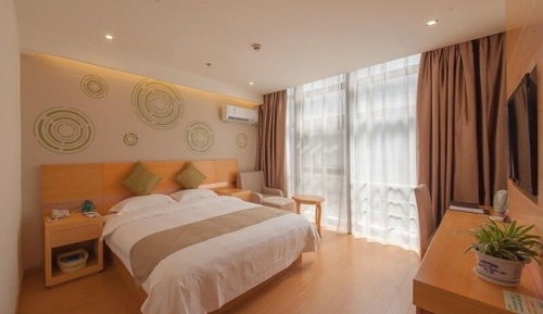 Superior Room, 1 King Bed