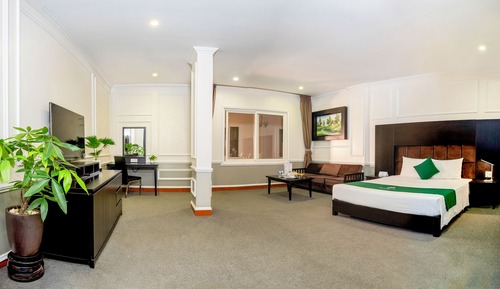 VIP Room			