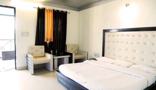 Deluxe Room (First Floor)