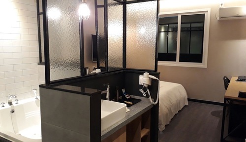 Deluxe Room (Semi Deluxe B- SPA)