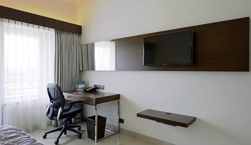 Premier Twin Room, Lake View, Lakeside