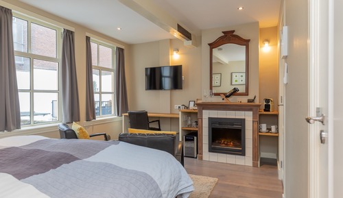 Deluxe Double Room, Garden View