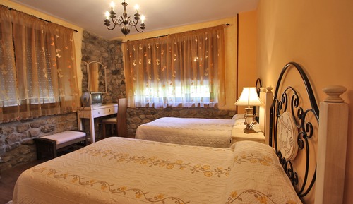 Double or Twin Room, 1 Double or 2 Twin Beds