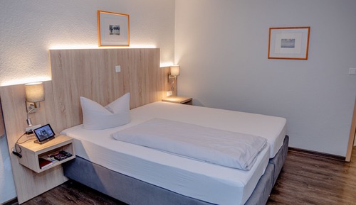 Classic Double Room Single Use, 2 Twin Beds