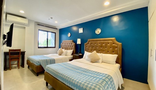 Governor Suite