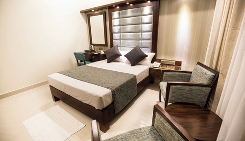 Deluxe Single Room