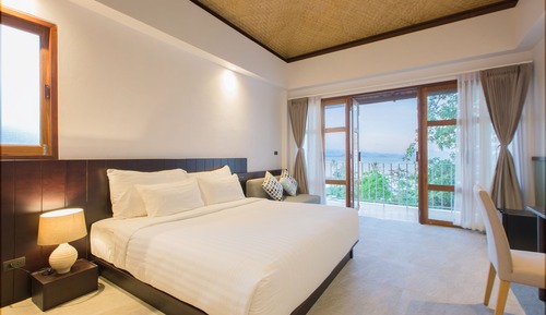 Hilltop Sea View Room