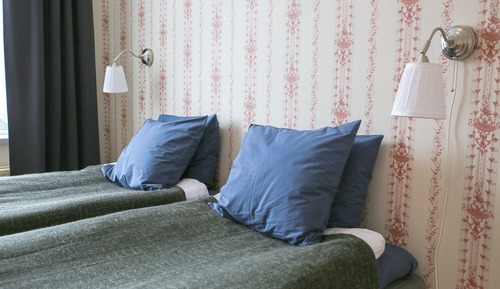 Double Room, Shared Bathroom (Wallmans)