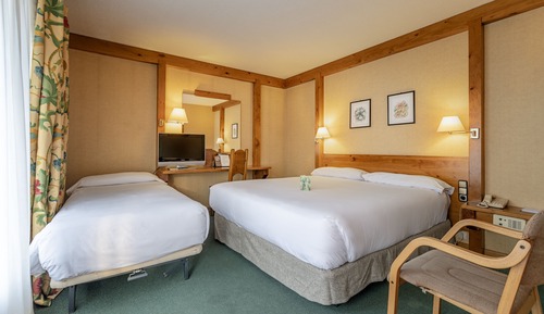 Triple Room