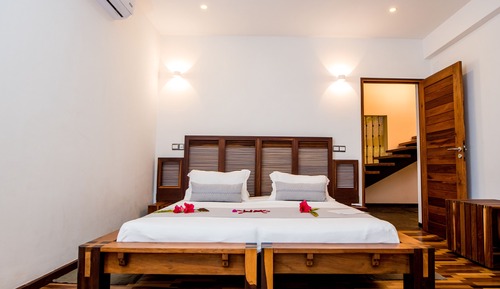 Luxury Villa, 4 Bedrooms, Private Pool, Beachside