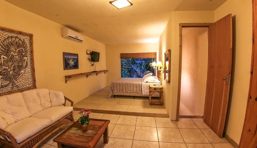 Classic Chalet, 2 Bedrooms