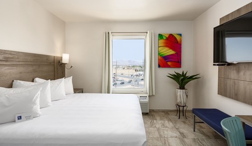 Junior Suite, 1 King Bed with Sofa bed