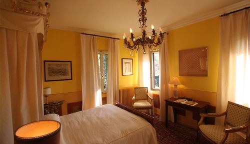 Suite (Sofia)