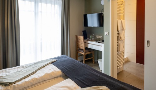 Classic Double Room