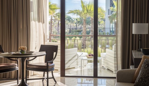 Four Seasons, Suite, 1 King Bed, Garden View