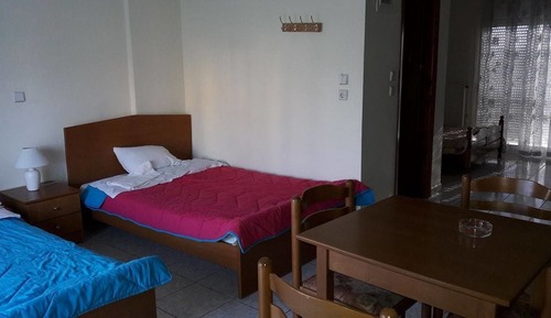 Classic Triple Room, Balcony