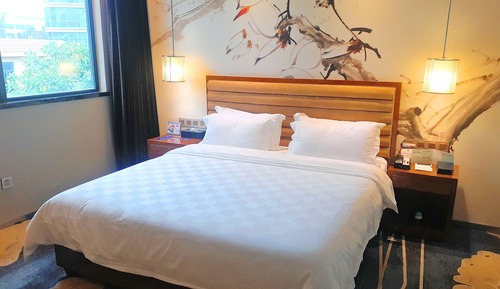 Standard King Room