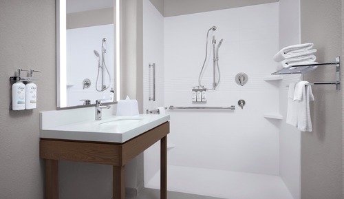 Studio Suite, 2 Queen Beds, Accessible (Communications, Accessible Shower)