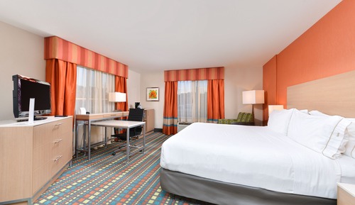 Standard Room, 1 King Bed