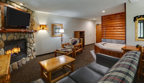 Theme Suite with Whirlpool