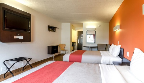 Standard Room, 2 Queen Beds, Accessible, Non Smoking