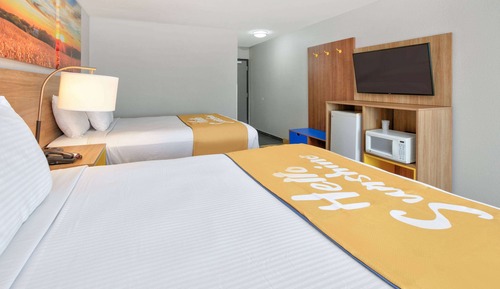 Room, 2 Queen Beds, Accessible, Non Smoking (Mobility Accessible)