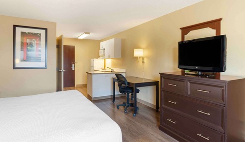 Studio, 1 Queen Bed, Non Smoking