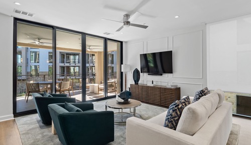 Three Bedroom Three Bath Navy Signature Condo