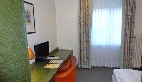 Cosy Single Room