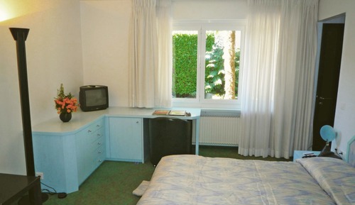 Family Room, 2 Bedrooms, Annex Building