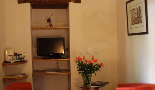 Junior Room, 1 King Bed, Garden View