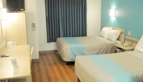 Standard Room, 2 Double Beds, Smoking