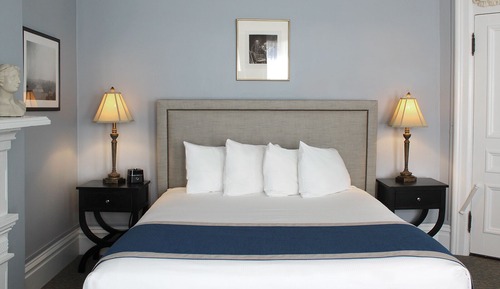 Room (Standard room)