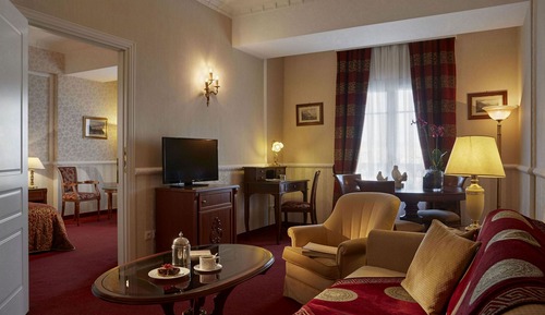 Deluxe Connecting Rooms