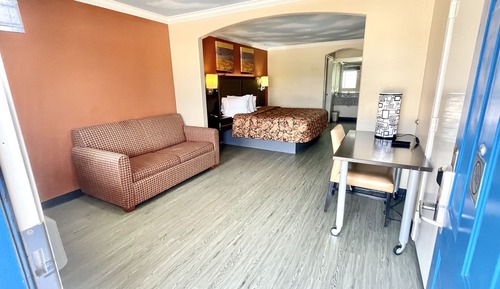 Standard Room, 1 King Bed, Smoking