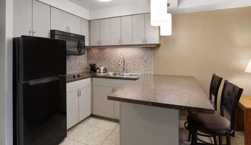 Suite, 2 Queen Beds, Non Smoking, Kitchenette