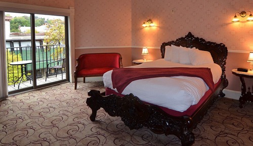 Water Street Room