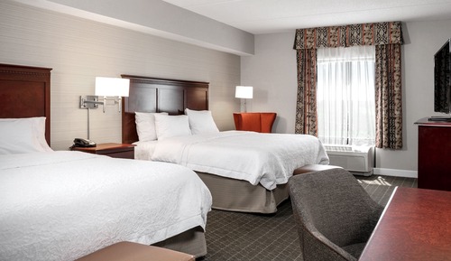 Two queen beds non smoking