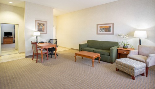 Studio, Two Queen Beds, Non-Smoking