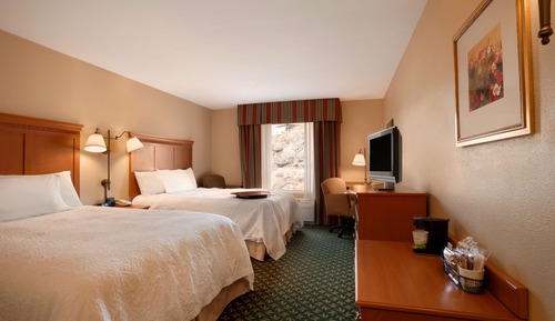 Room, 2 Queen Beds, Accessible, Non Smoking