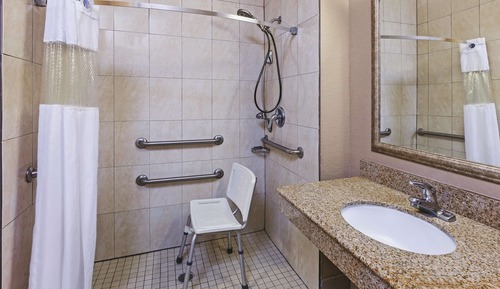 Room, 1 King Bed, Accessible, Non Smoking (Hearing, Mobility Bathtub w/Grab Bars)