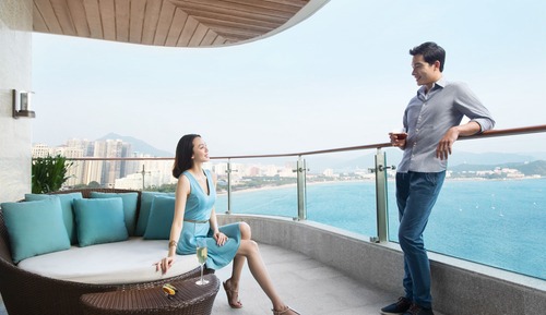 Executive Studio Suite, 1 King Bed, Balcony, Ocean View