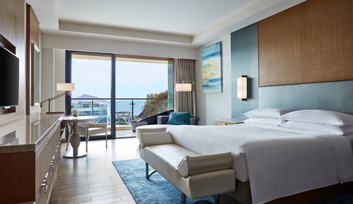 Room, 1 King Bed, Balcony, Ocean View