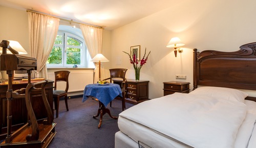 Standard Double Room Park View annex buidling Souterrain