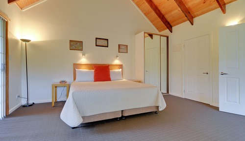 Standard Double or Twin Room, 1 Bedroom, Non Smoking, Kitchen (Apartment 2)